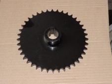 Звезда z=40 шаг 12,7 (посадка на вал 25мм)